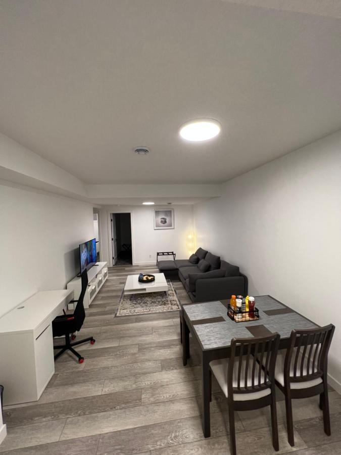 Newly Built 2 Bedroom Suite With Free Parking - Close To Banff National Park, Calgary Exterior photo